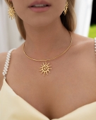 Złoty choker z zawieszką ze stali