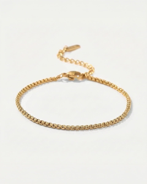 Delikatna złota bransoletka ze stali pinterest