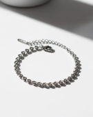 Srebrna bransoletka z serduszkami ze stali na prezent