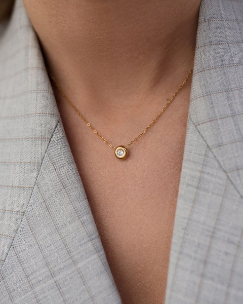 Złoty naszyjnik z cyrkonią ze stali baza