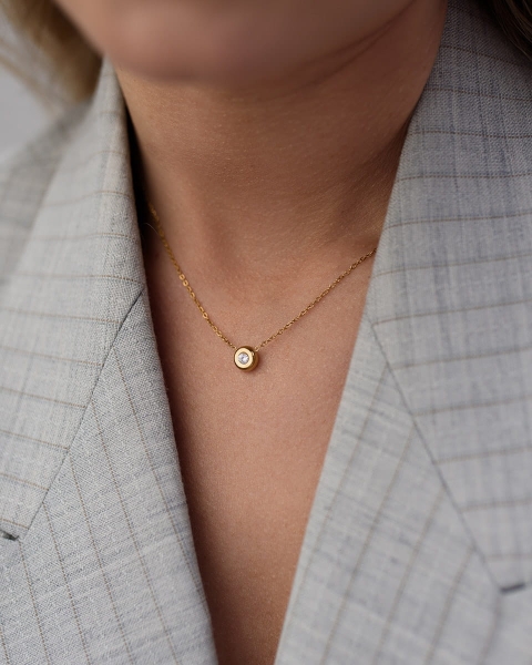 Złoty naszyjnik z cyrkonią ze stali chirurgicznej premium na prezent dla niej