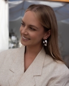 Srebrne kolczyki koła ze stali o minimalistycznym charakterze basic