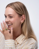 Złoty ear stack Pinterest