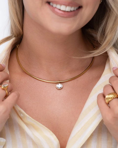 Złoty elegancki choker z cyrkonią ze stali chirurgicznej