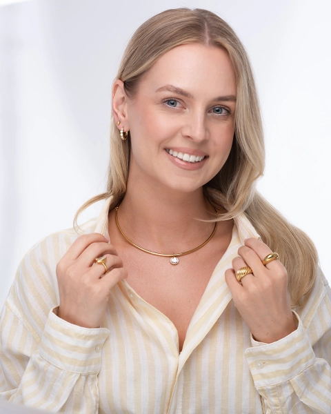 Złoty elegancki choker z cyrkonią ze stali pinterest