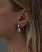 srebrne kolczyki łezki ze stali chirurgicznej modowe na wiosnę na lato wiosenne letnie na wakacje